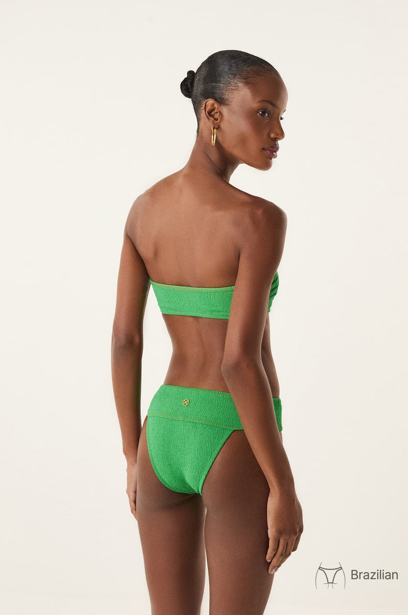 gid://shopify/Product/9592815550685