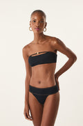 gid://shopify/Product/9592815616221