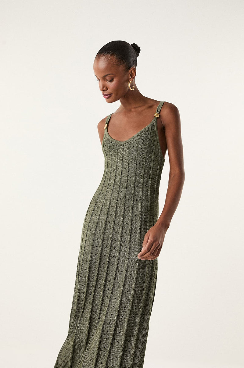 gid://shopify/Product/9592778817757