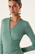 gid://shopify/Product/9592801558749