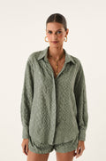 gid://shopify/Product/9592802279645