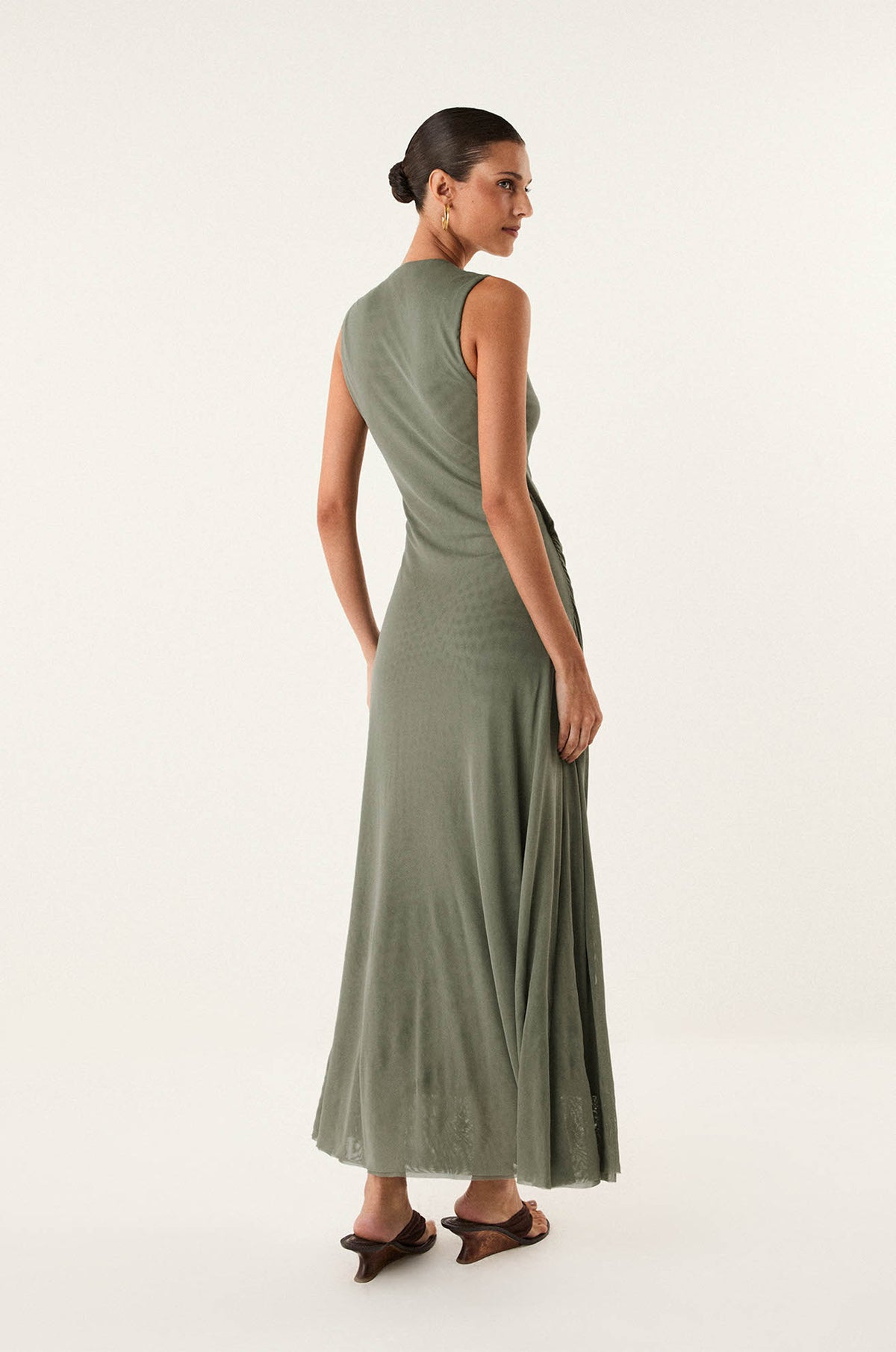 gid://shopify/Product/9592802574557