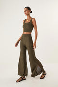 gid://shopify/Product/9592761614557