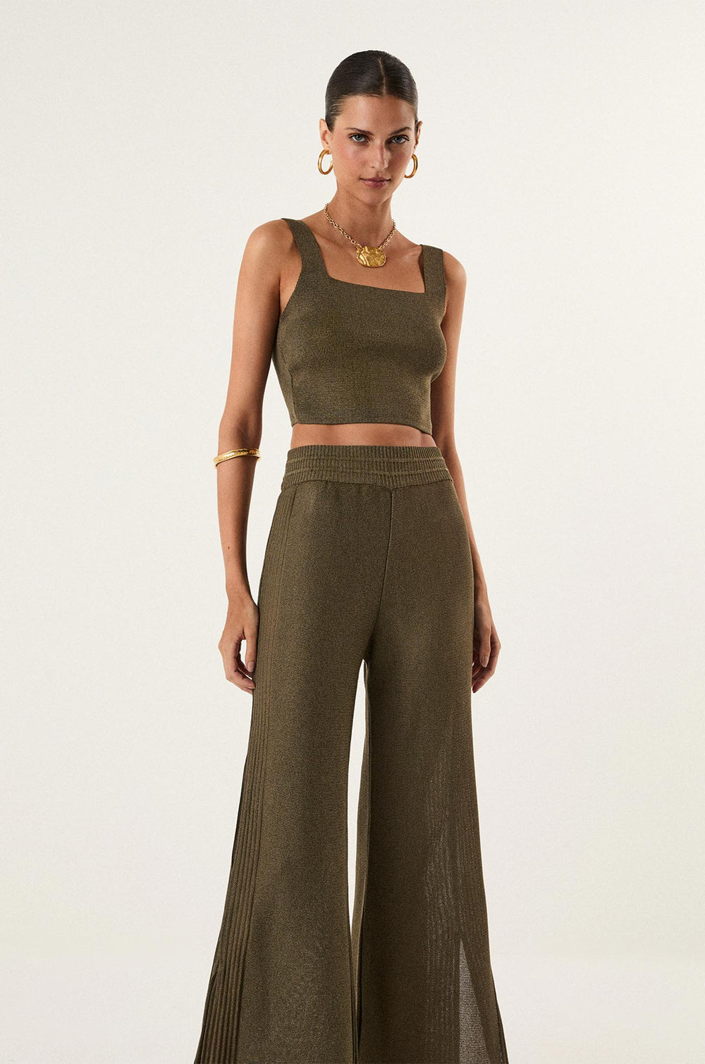 COMPLETE O LOOK