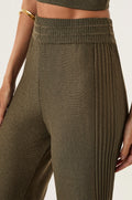 gid://shopify/Product/9592761614557