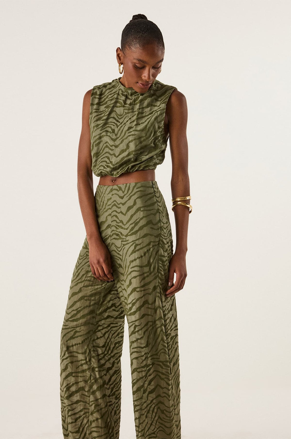 gid://shopify/Product/9592305090781