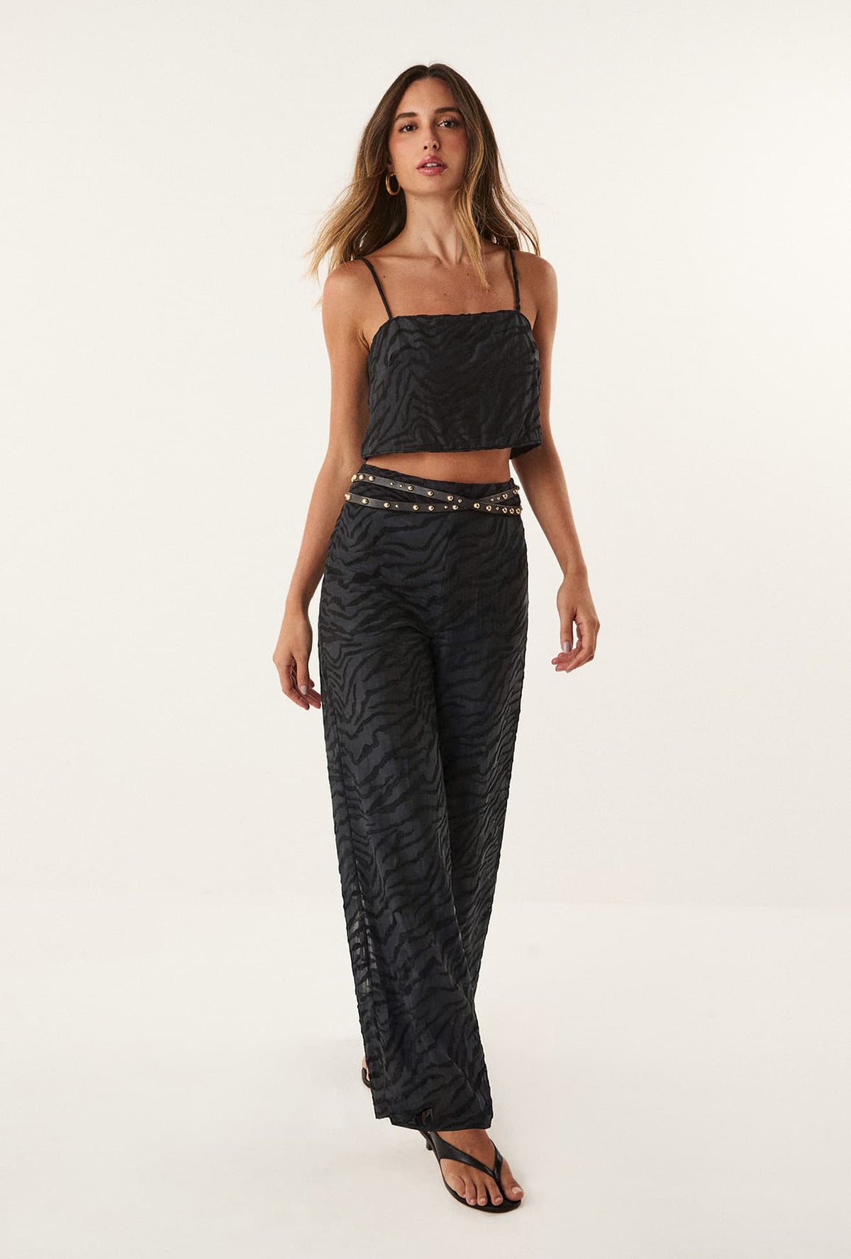 gid://shopify/Product/9592305189085