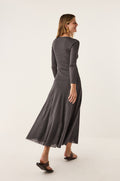 gid://shopify/Product/9592802672861