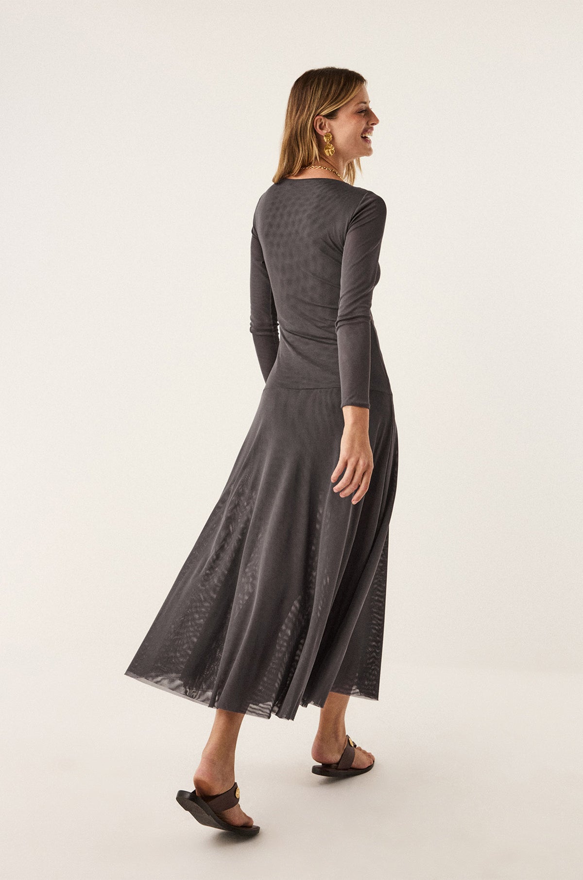 gid://shopify/Product/9592802672861