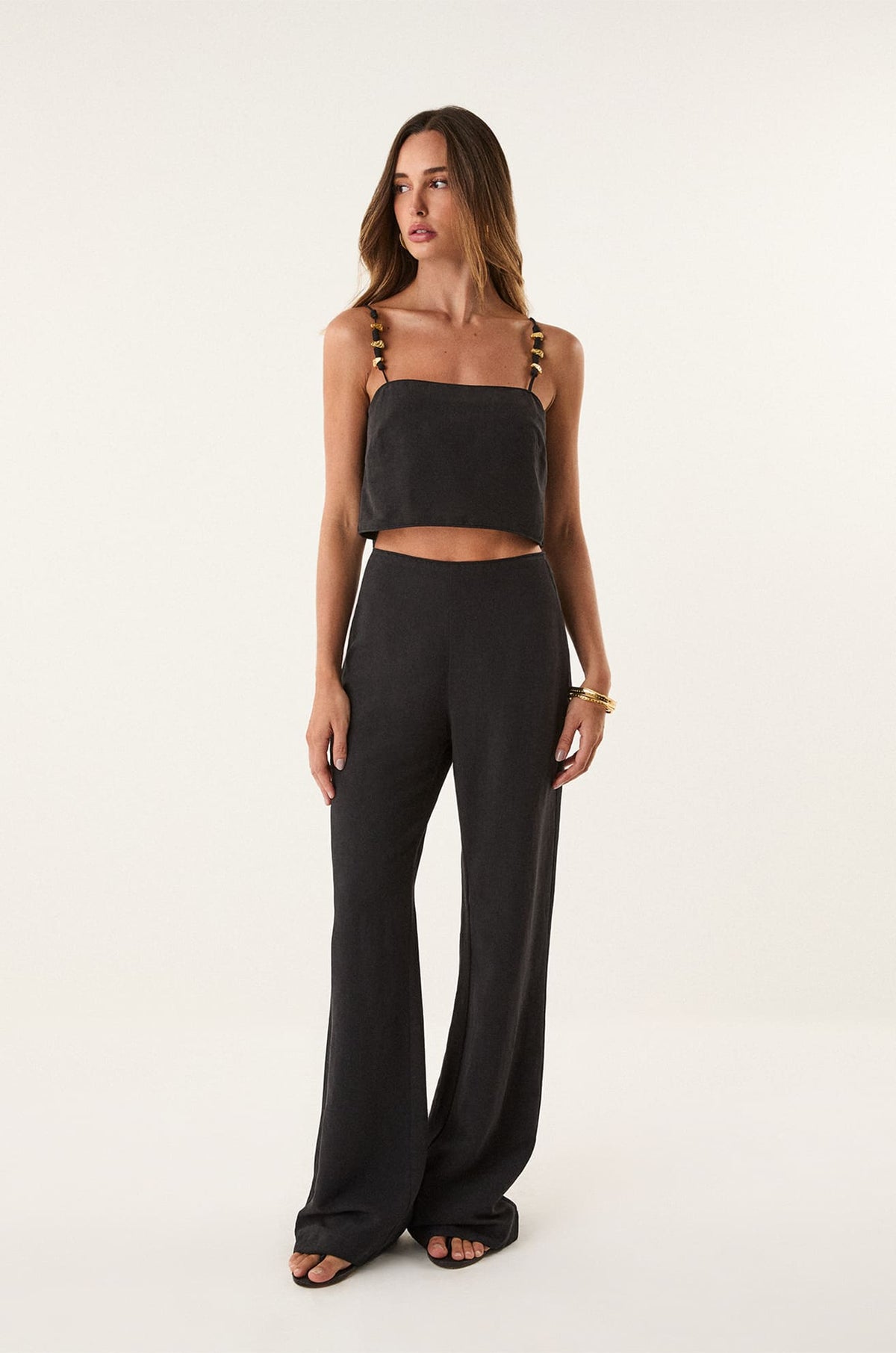 gid://shopify/Product/9592802771165