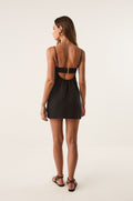 gid://shopify/Product/9592305549533