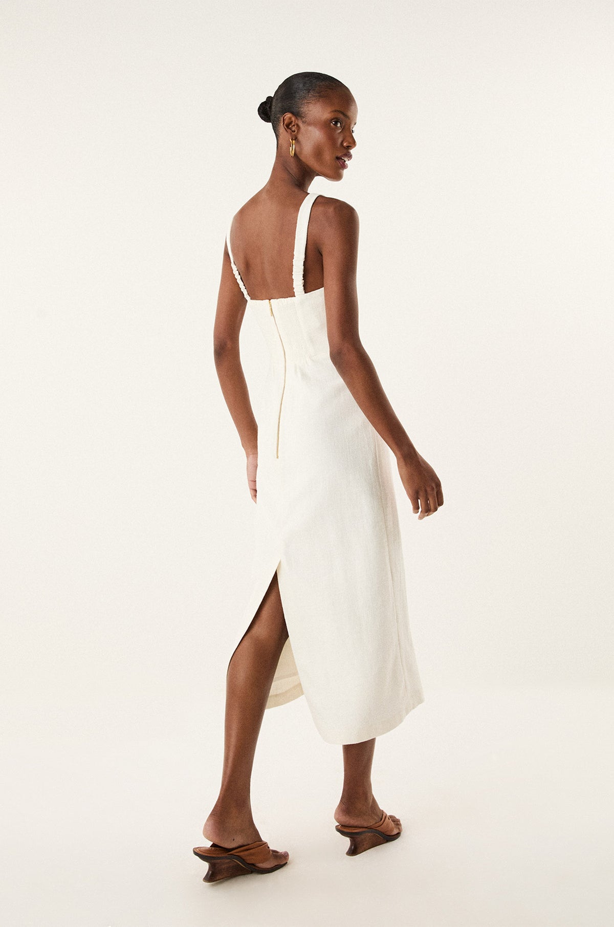 gid://shopify/Product/9592305778909