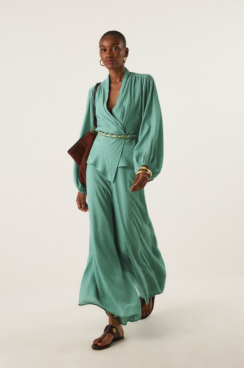 gid://shopify/Product/9592804540637