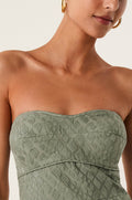 gid://shopify/Product/9592802869469