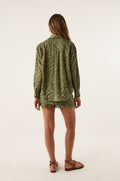 gid://shopify/Product/9592802902237