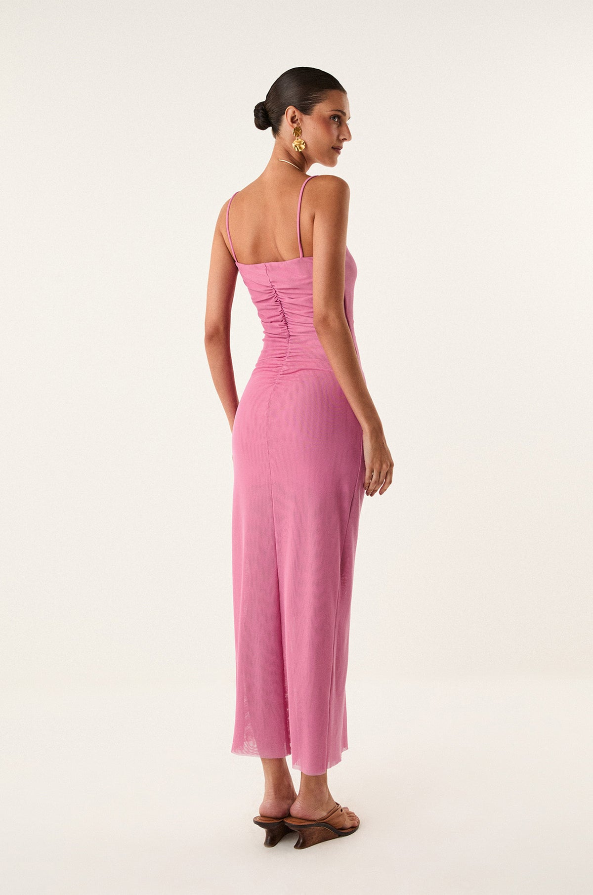 gid://shopify/Product/9592805032157