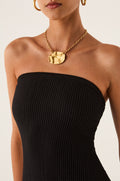 gid://shopify/Product/9600401080541