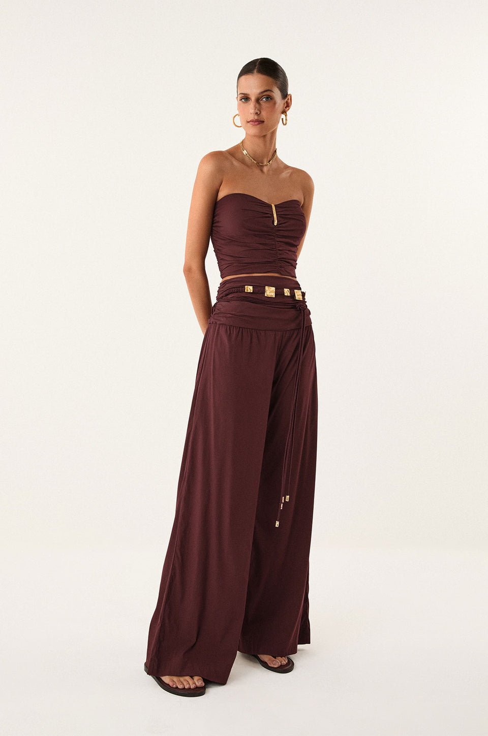 gid://shopify/Product/9600401375453