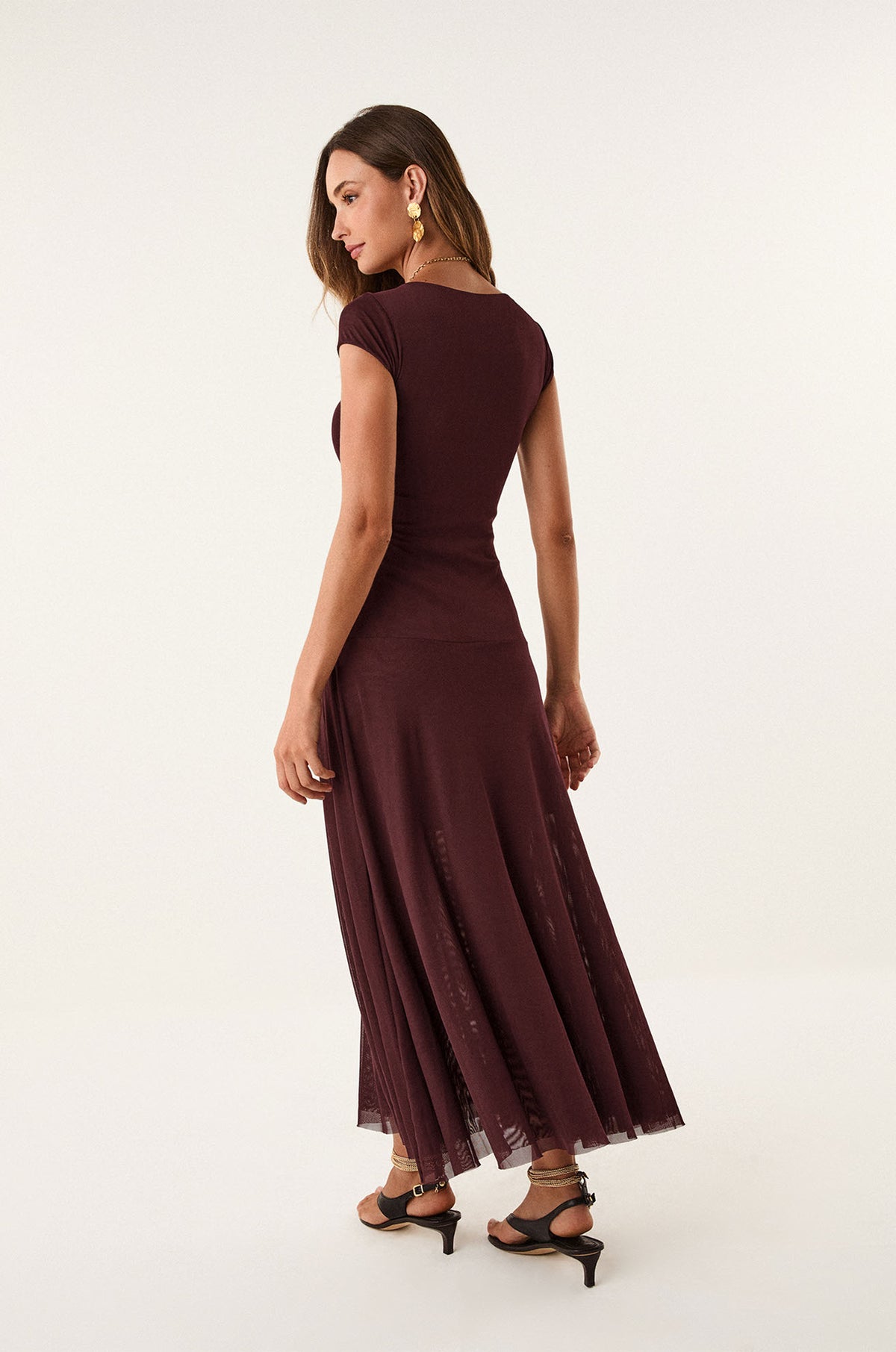 gid://shopify/Product/9600397443293