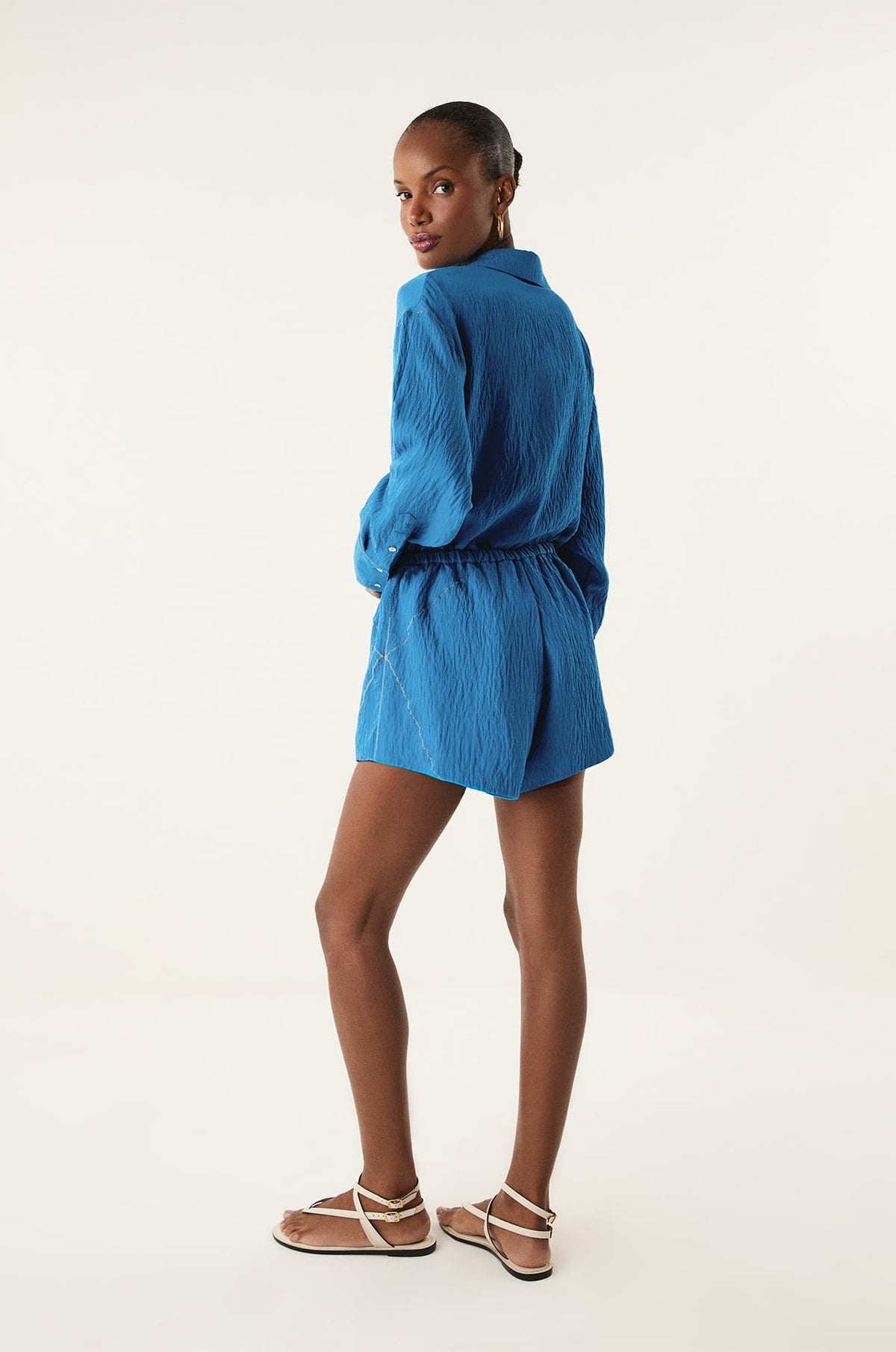 gid://shopify/Product/9592308039901