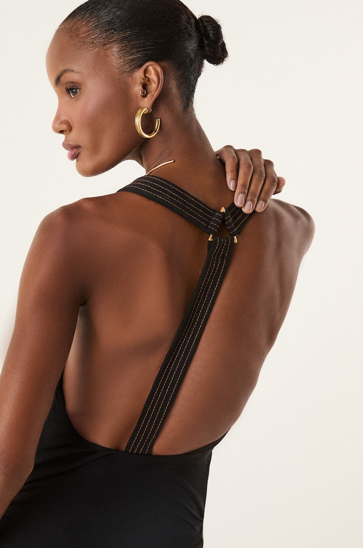 gid://shopify/Product/9592308302045
