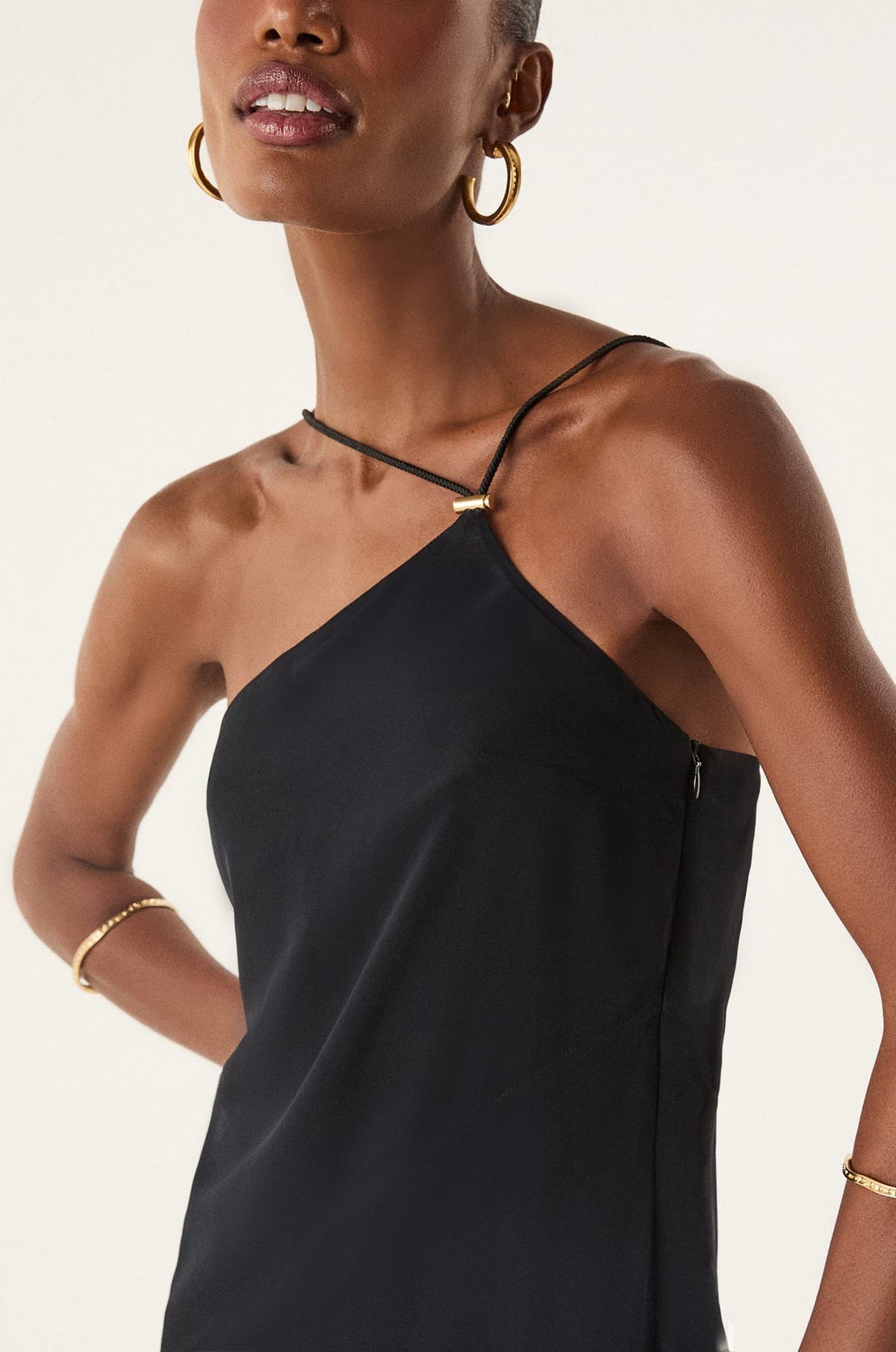 gid://shopify/Product/9592308433117