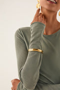 gid://shopify/Product/9600391315677