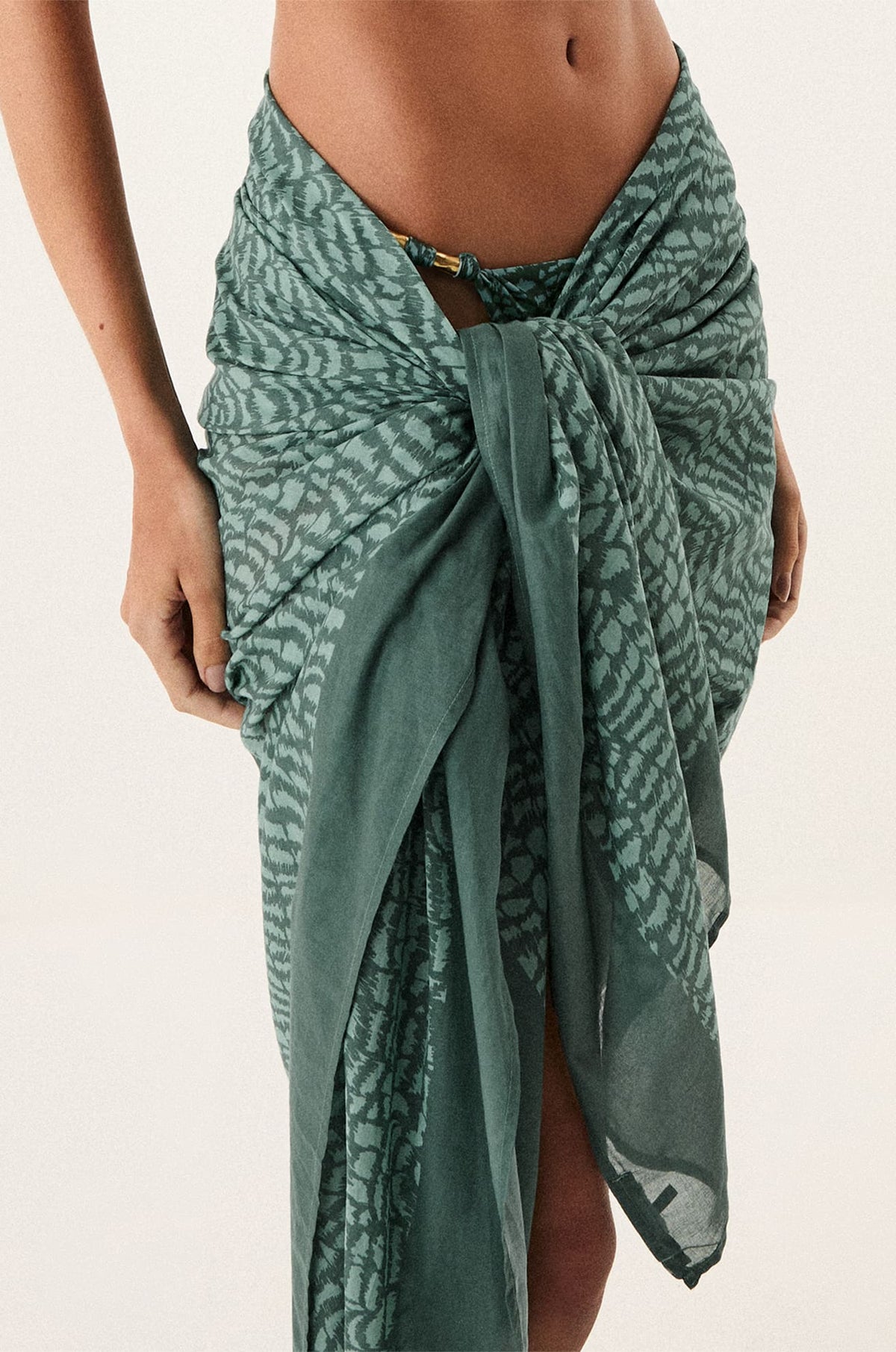 gid://shopify/Product/9600397115613