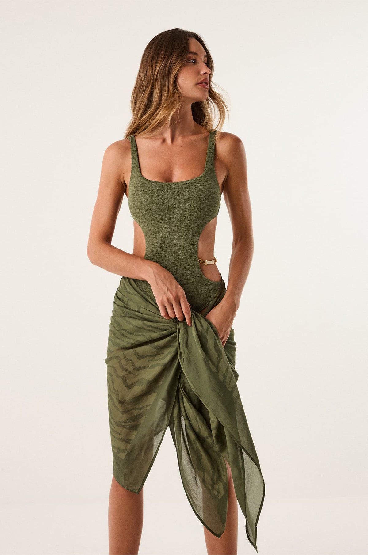 gid://shopify/Product/9600397082845