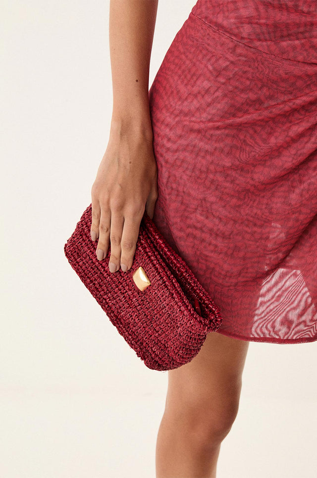gid://shopify/Product/9617228529885
