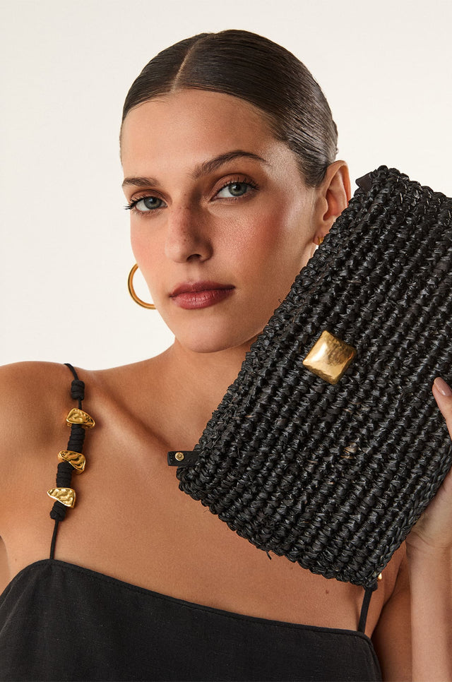 gid://shopify/Product/9600402456797