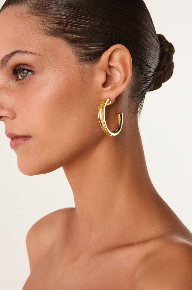 gid://shopify/Product/9600391774429