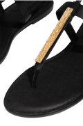 gid://shopify/Product/9592419909853