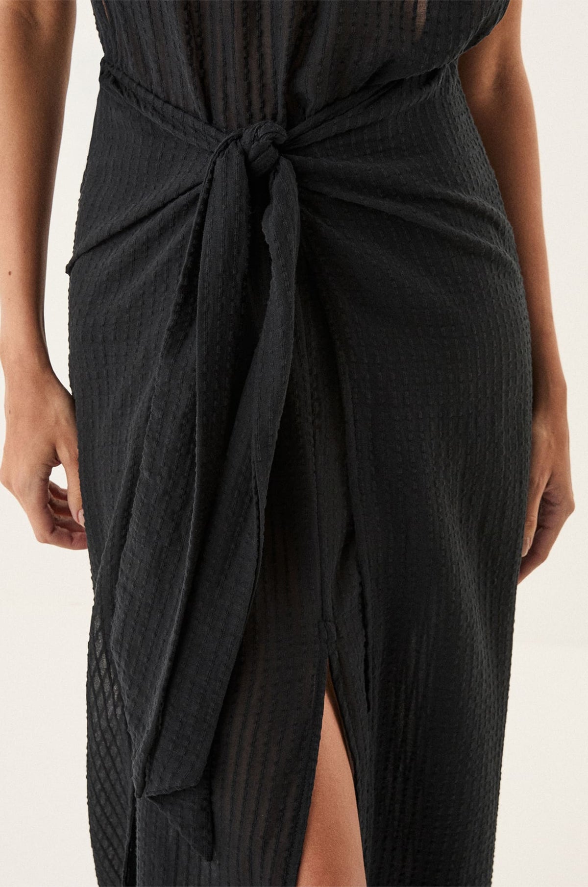gid://shopify/Product/9592806375645