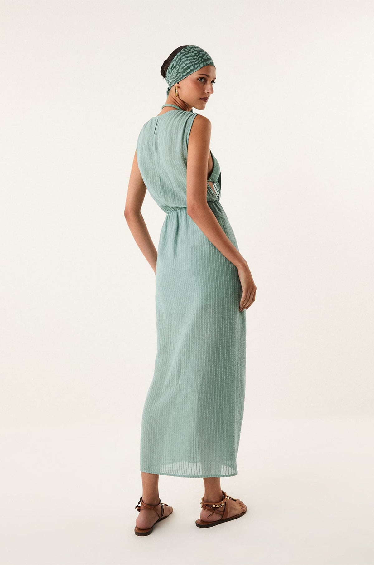gid://shopify/Product/9592806473949