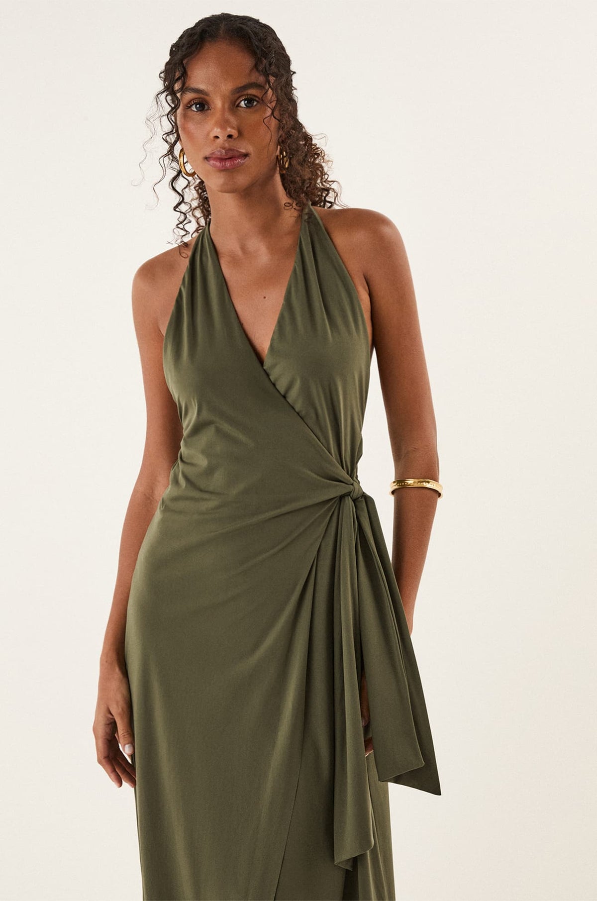 gid://shopify/Product/9592806572253