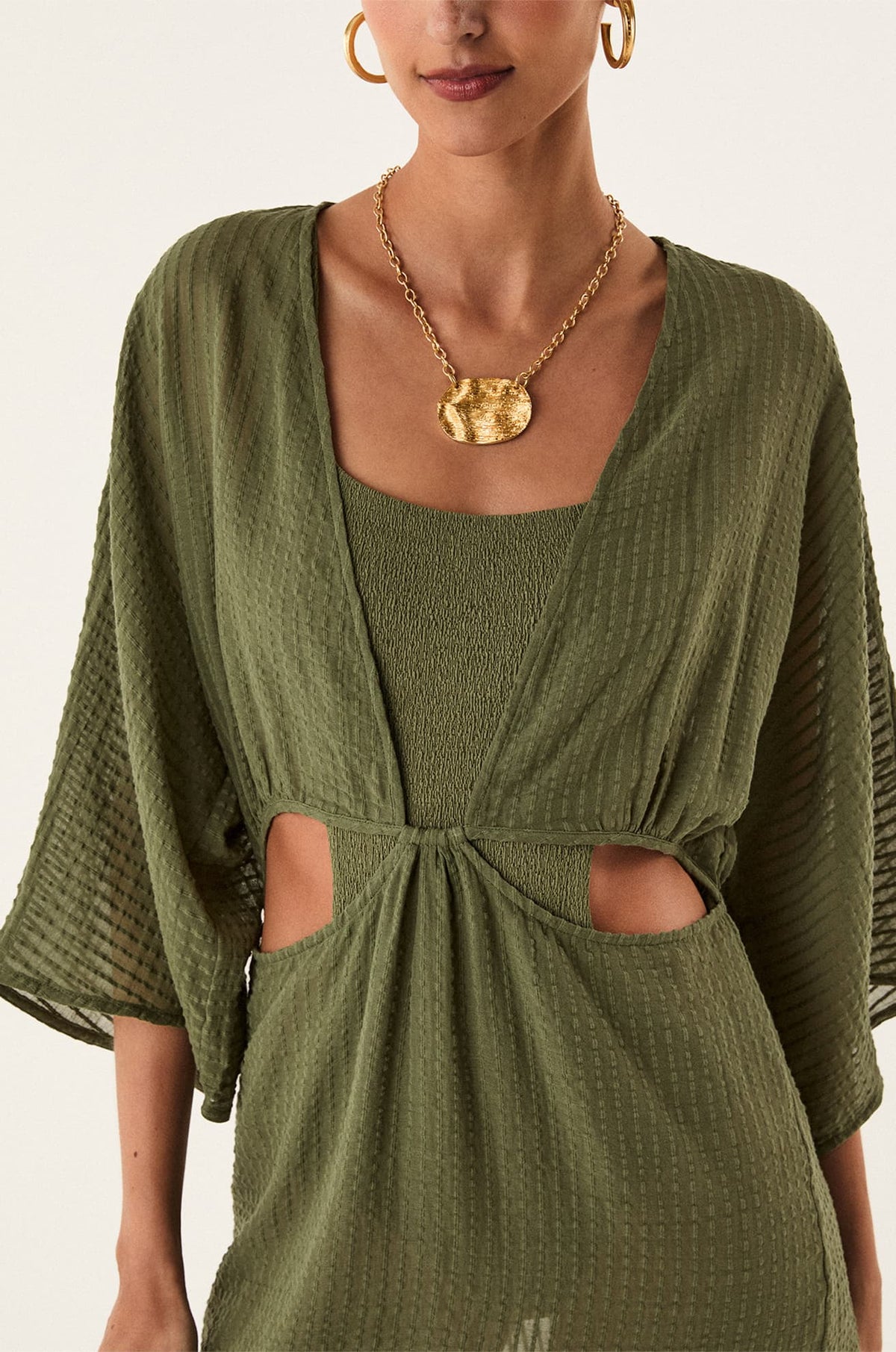gid://shopify/Product/9592806801629