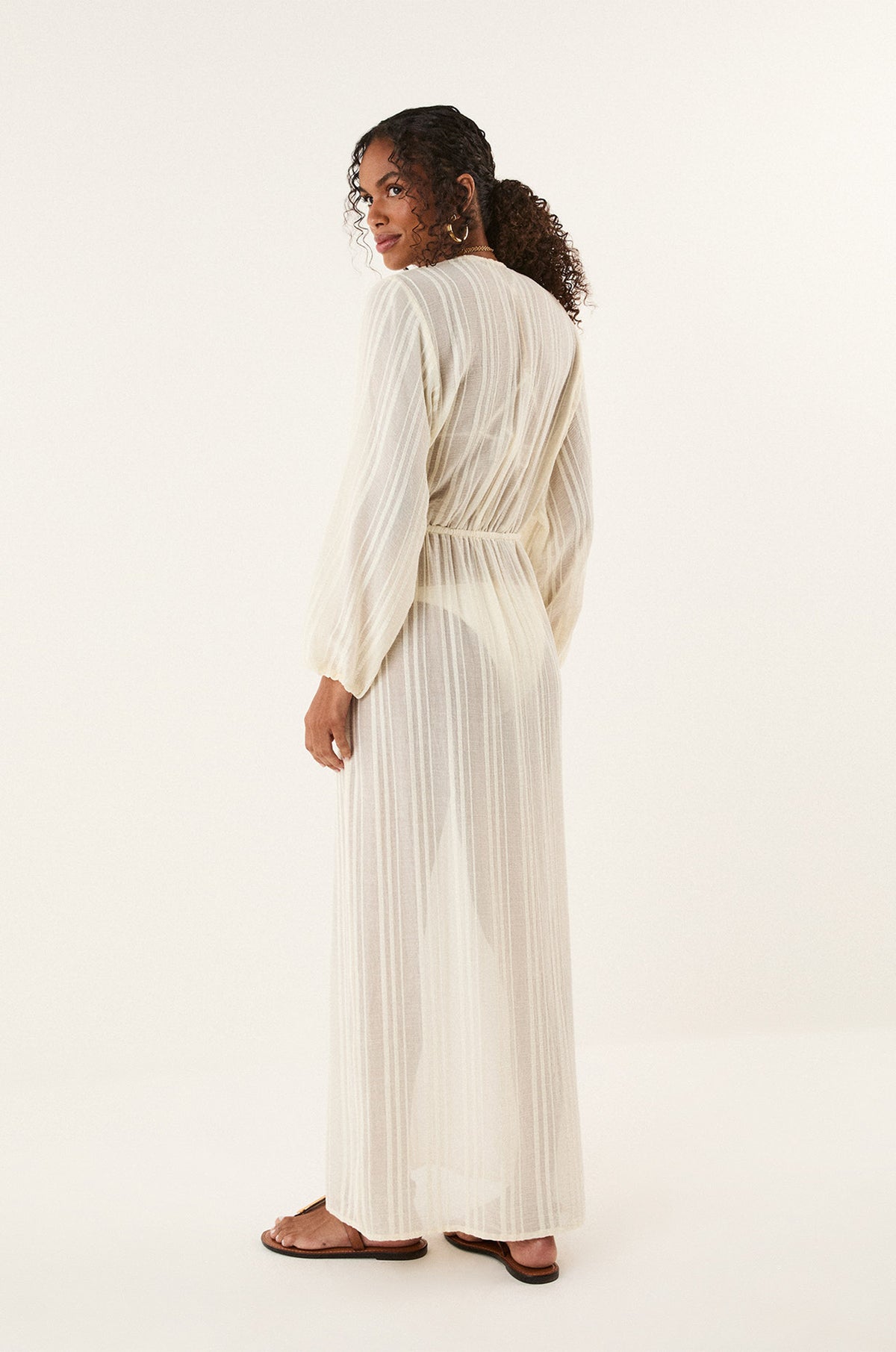 gid://shopify/Product/9592806932701