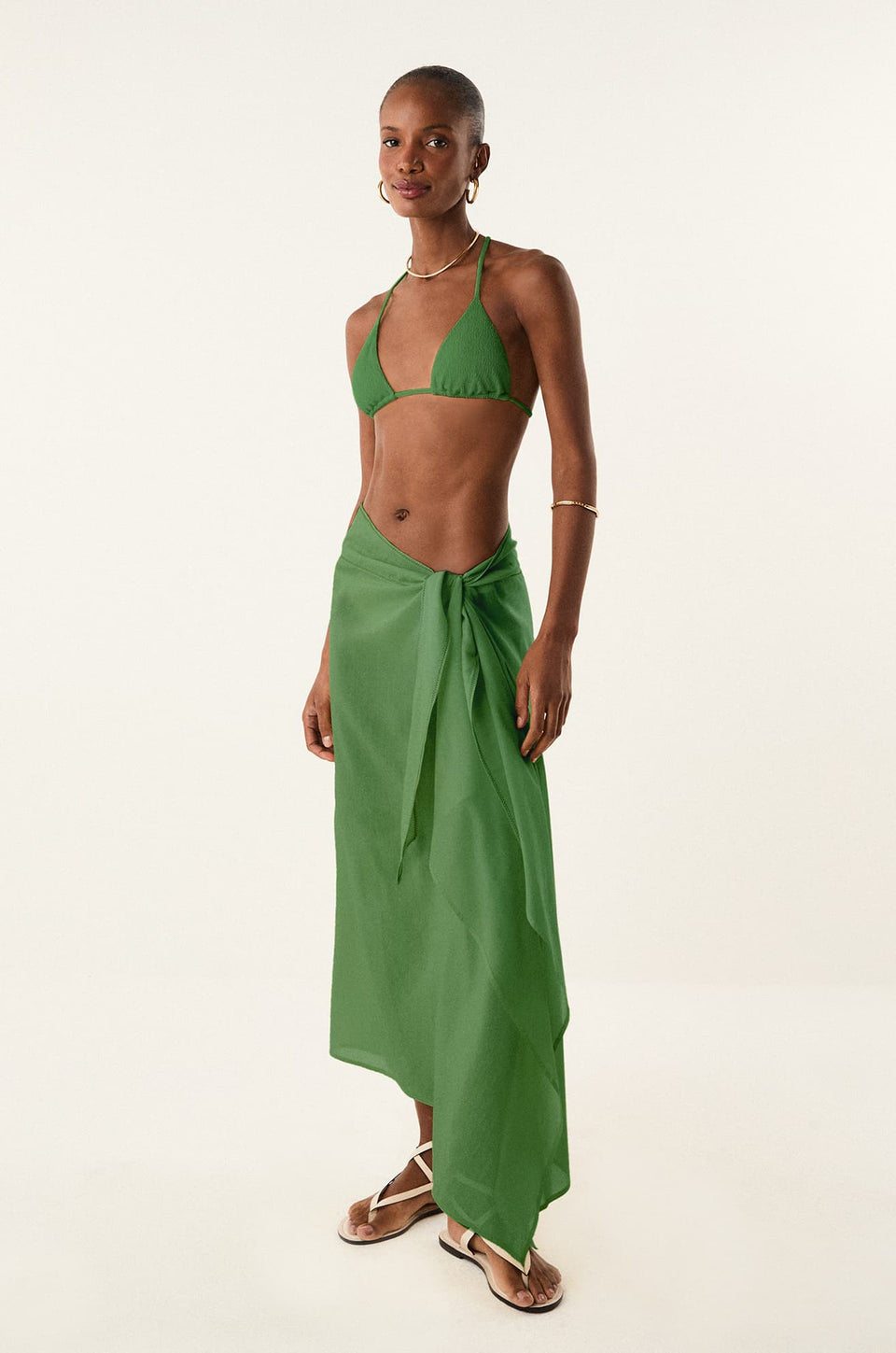 gid://shopify/Product/9592801263837