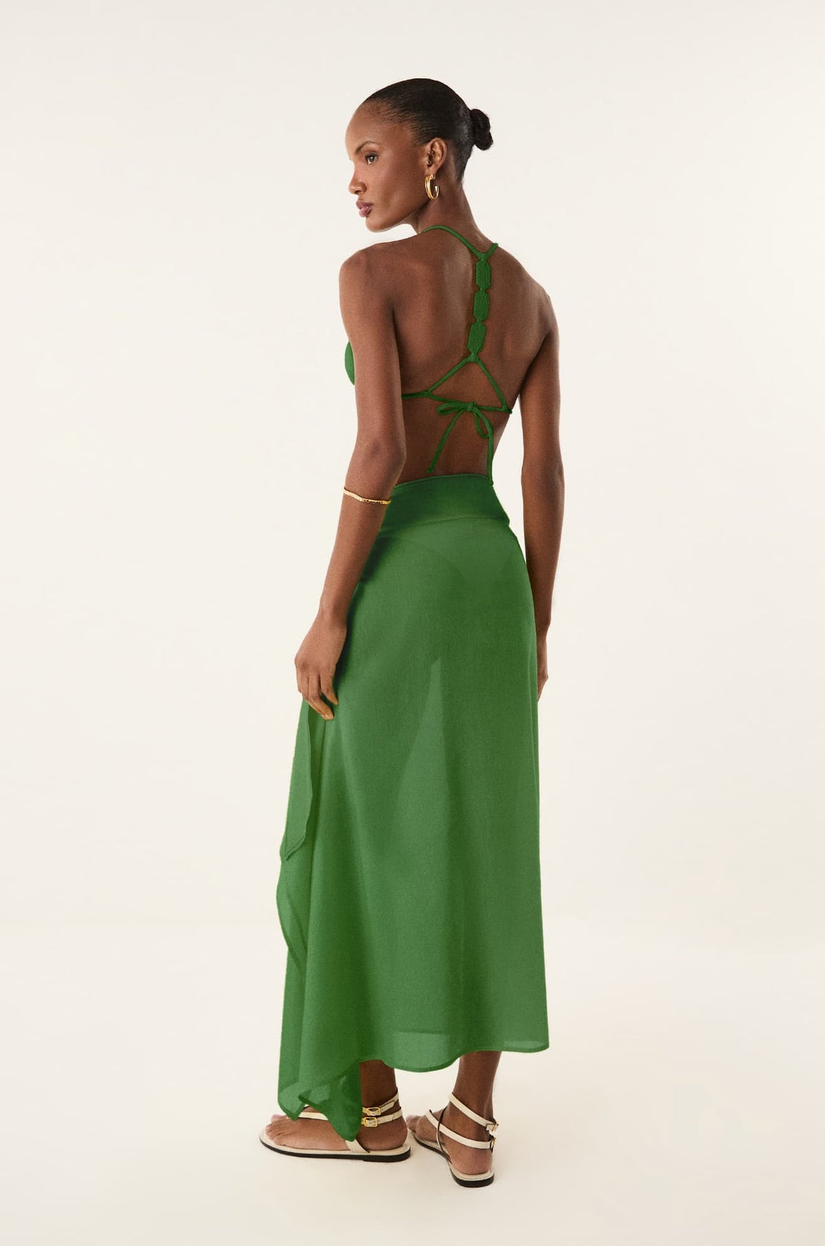 gid://shopify/Product/9592801263837