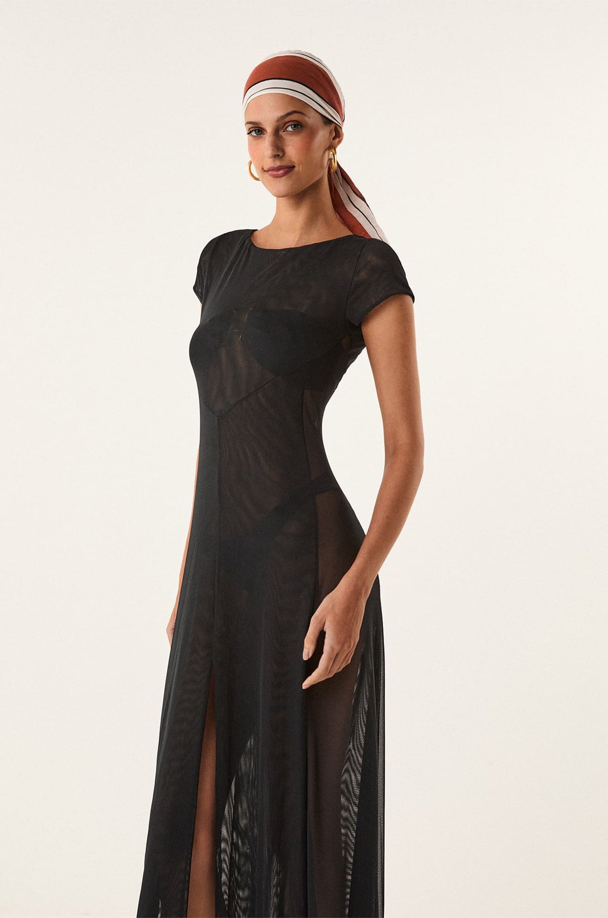 gid://shopify/Product/9600399737053