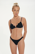 gid://shopify/Product/9617233903837
