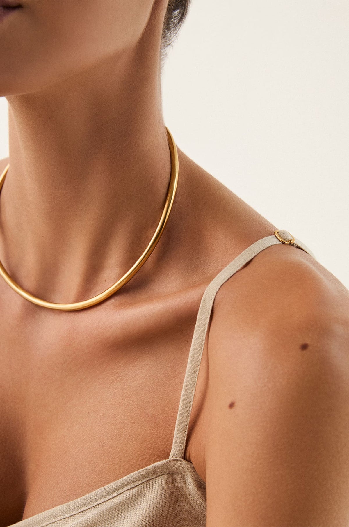 gid://shopify/Product/9595956592861