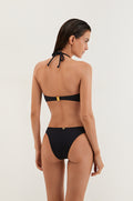 gid://shopify/Product/9596108538077