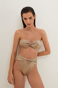 gid://shopify/Product/9596113092829