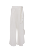 gid://shopify/Product/9596116467933