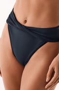 gid://shopify/Product/9676117967069