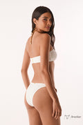 gid://shopify/Product/9676126421213
