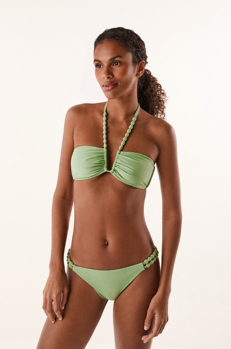 gid://shopify/Product/9676141789405