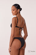 gid://shopify/Product/9676142018781